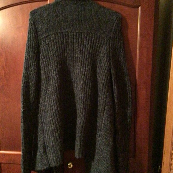 Abercrombie Gray Sweater Size Small - Picture 5 of 5
